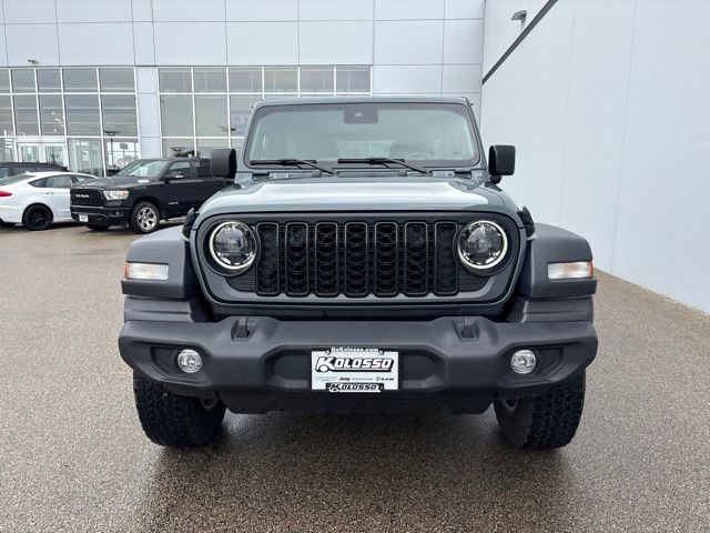 jeep wrangler 4-door 2024 1C4PJXDG1RW239711 image jeep wrangler 4-door 2024 1C4PJXDG1RW239711 image